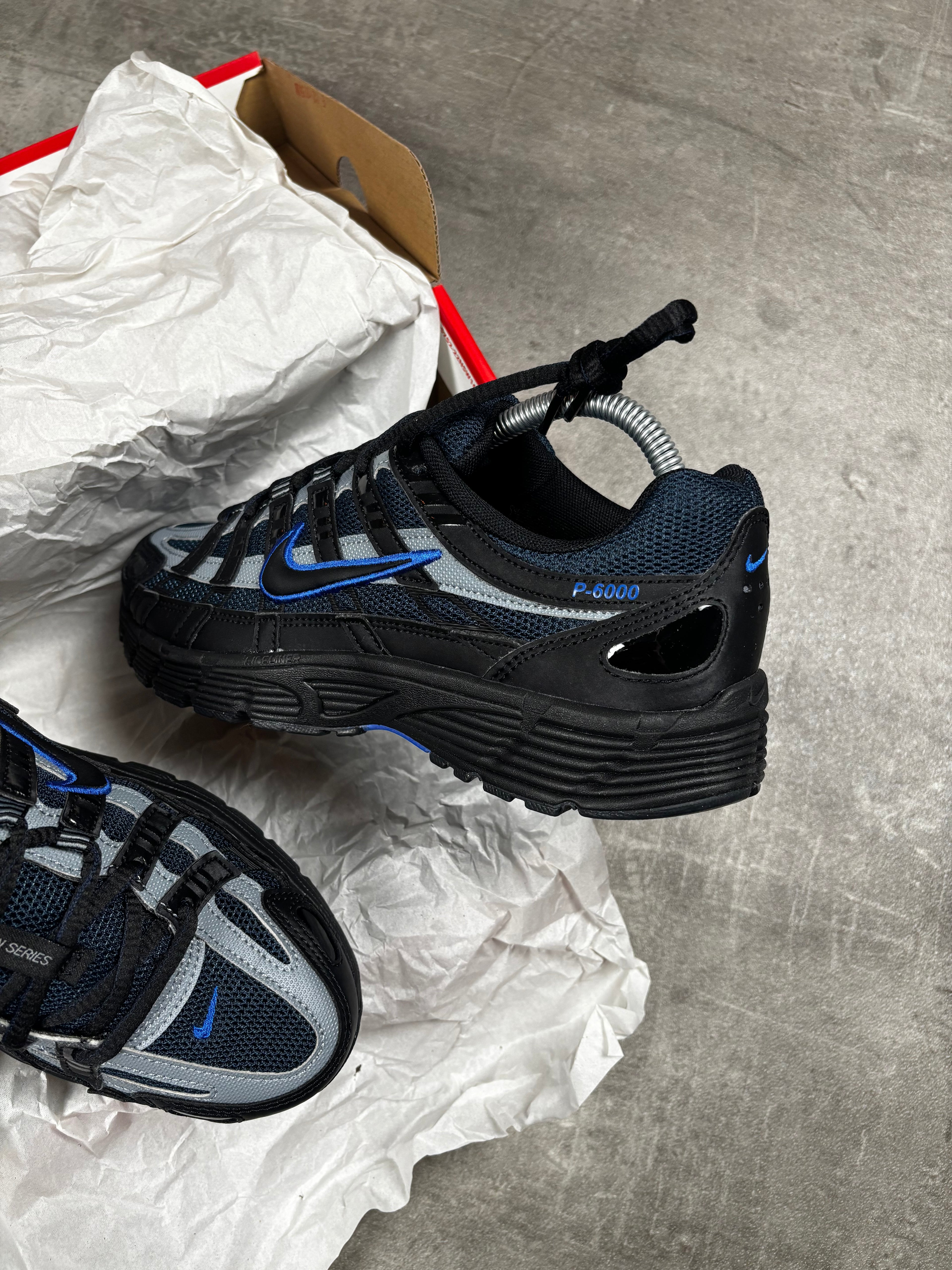 NIKE P-6000 OBSIDIAN BLUE/BLACK
