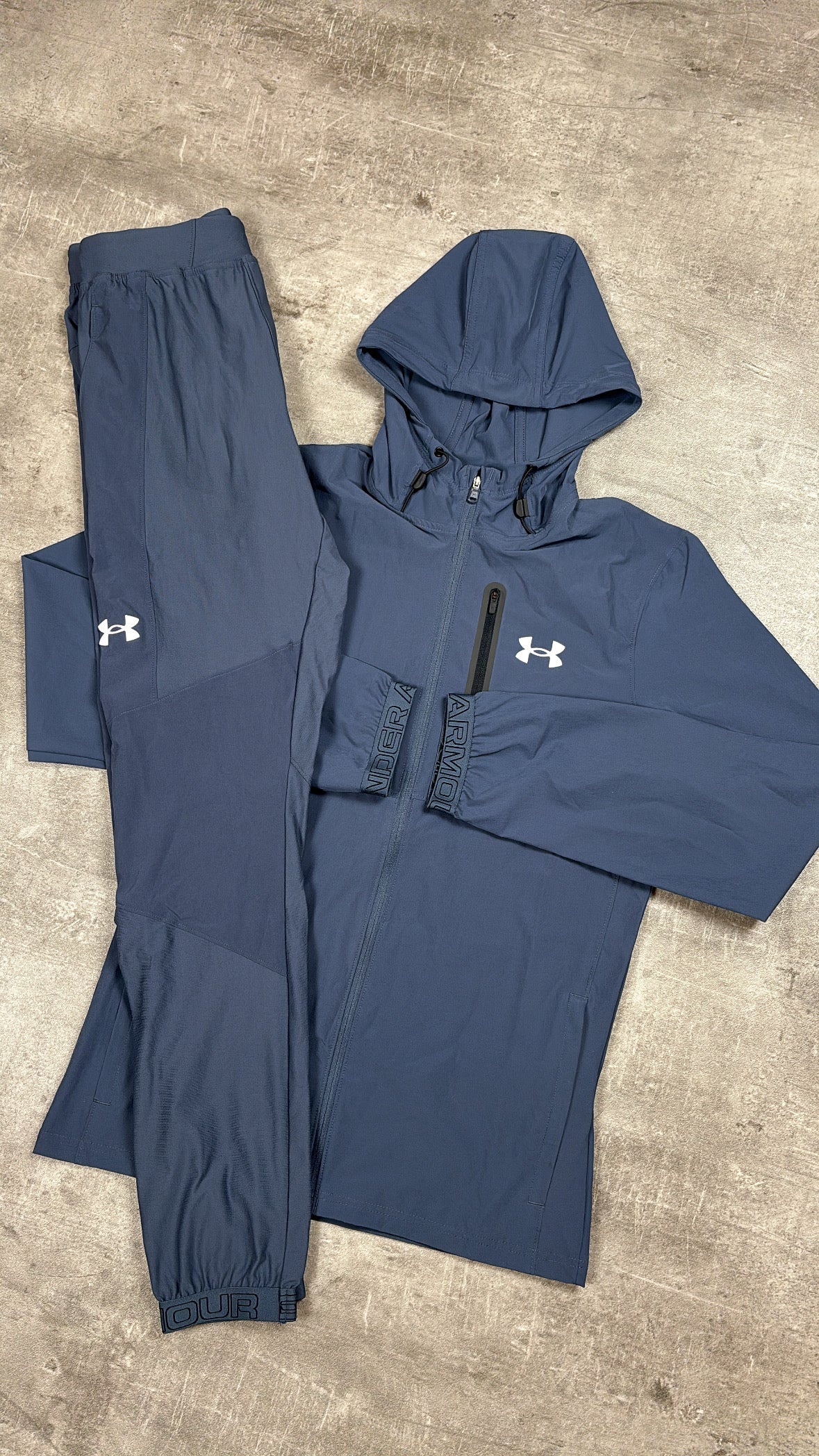 UNDER ARMOUR VANISH TRACKSUIT NAVY