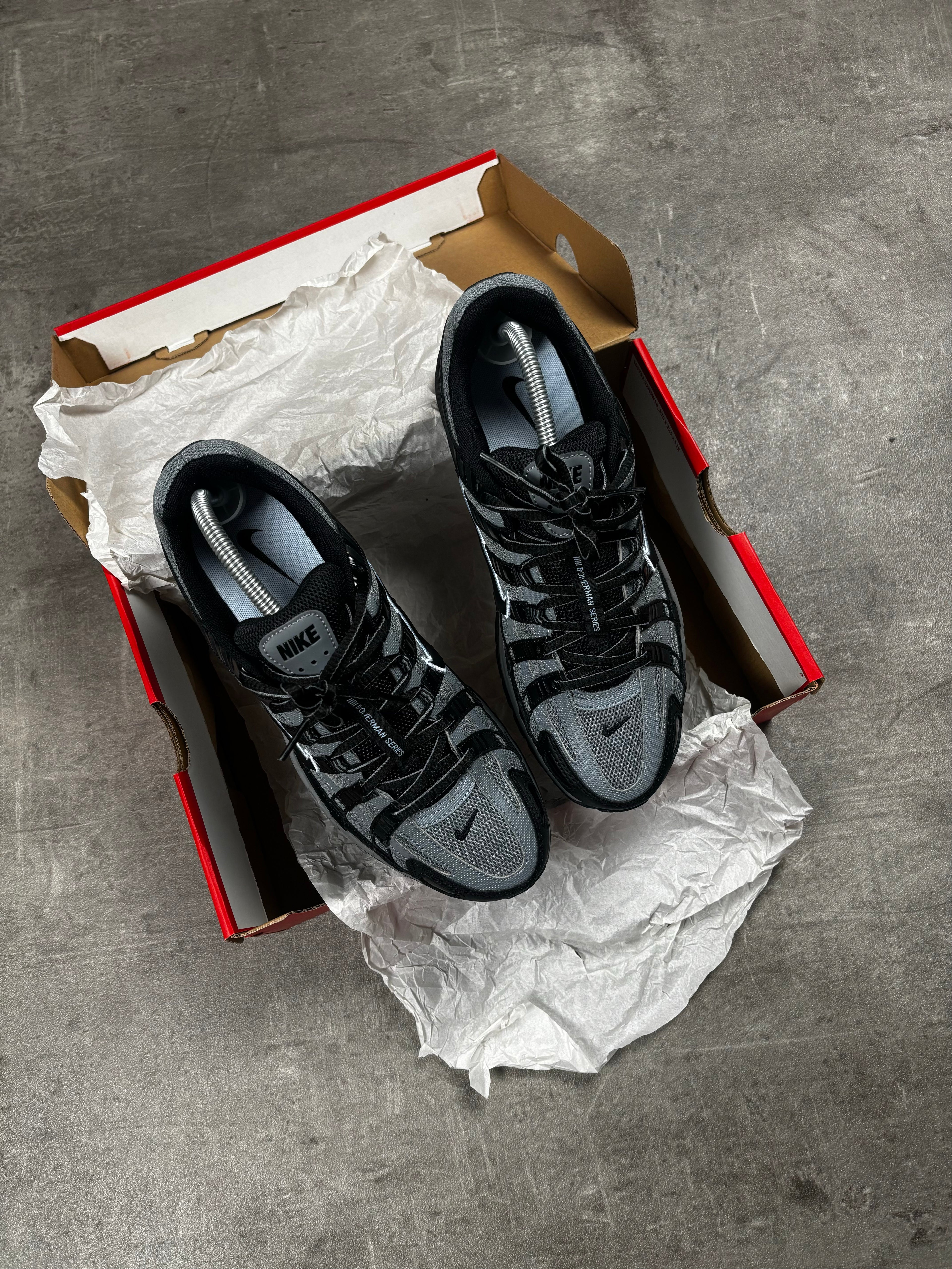 NIKE P-6000 COOL GREY